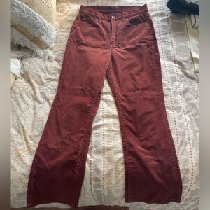 Uniqlo Women's Flare Jeans in Rust Red